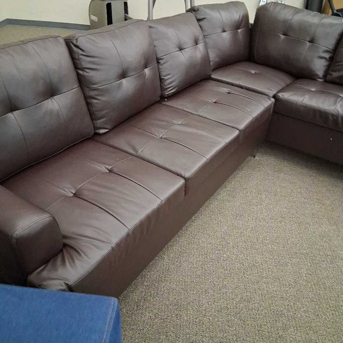 HOB 8378brw Brown 2pc. Chofa