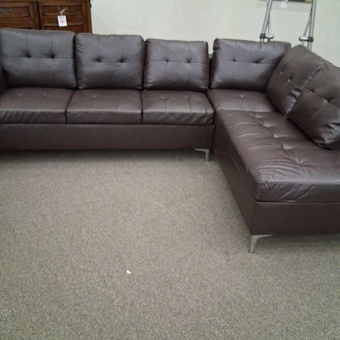 HOB 8378brw Brown 2pc. Chofa