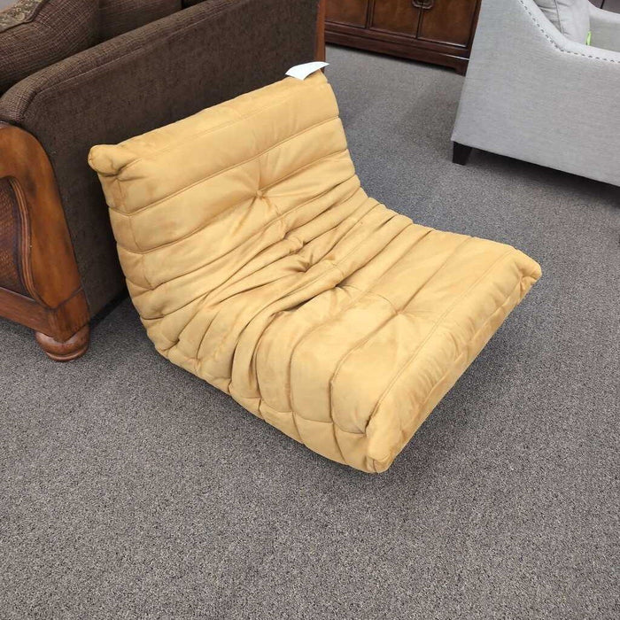 HOB 1203yw-1 Yellow Accent Chair