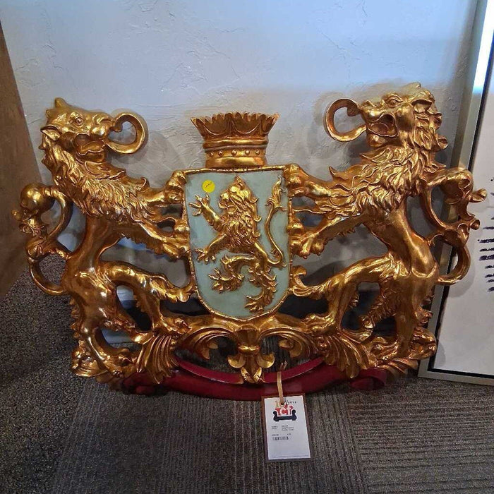 Gold Emblem Family Crest