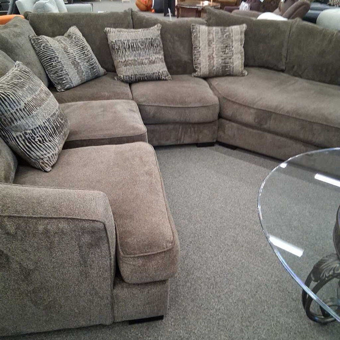4pc. Brown Fabric Sectional