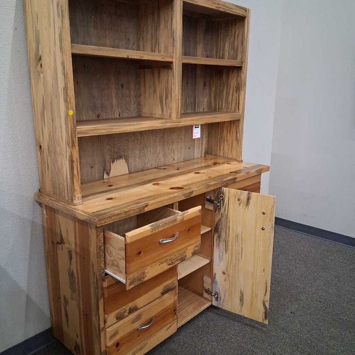 Blue Pine Hutch