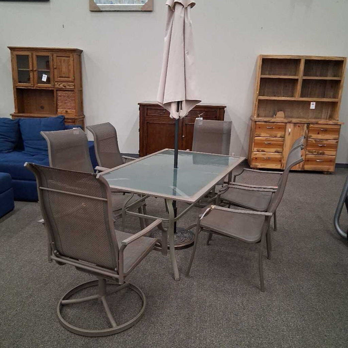 Beige & Glass Table w/ 4 Chairs & Umbrella