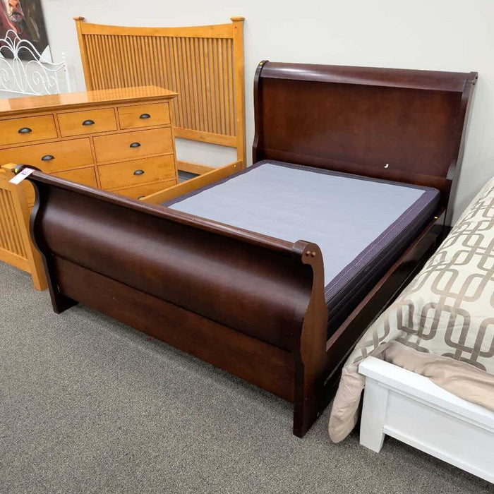 Cherry Queen Sleigh Bed