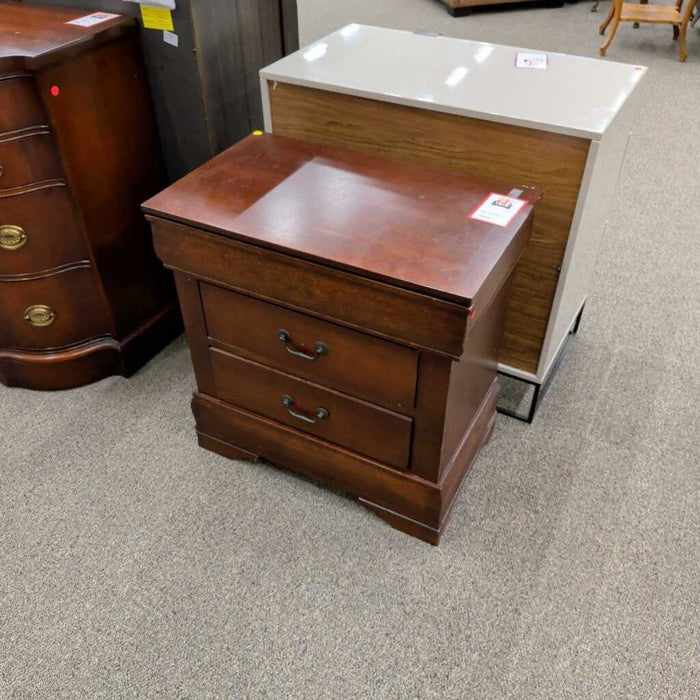 Cherry 3 Drawer Nightstand