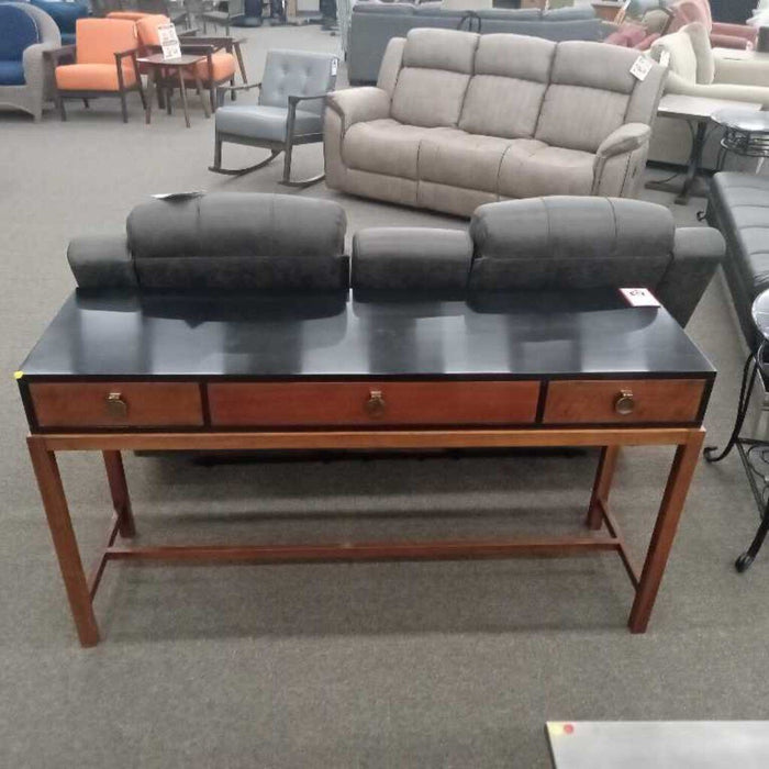 2-Tone Entry Table w/ Drawers