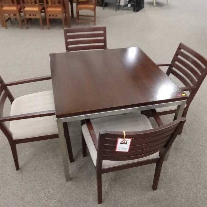 2-Tone Dining Table w/ 4 Chairs