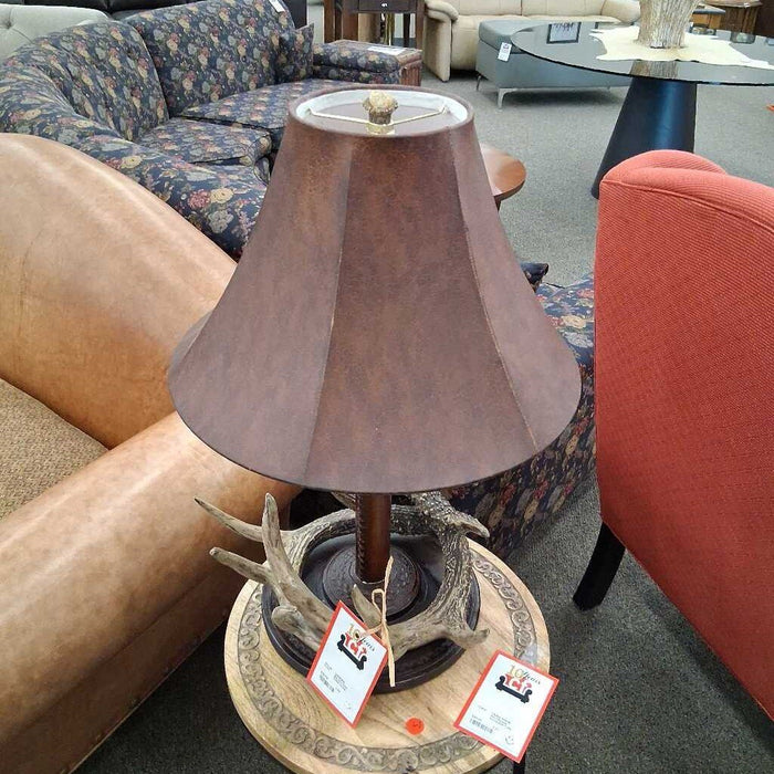 Big Sky Deer Antler Lamp