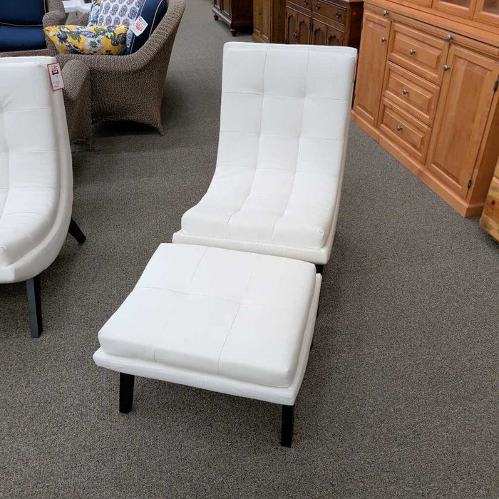 Modern Curved White Chair w/ Ottoman