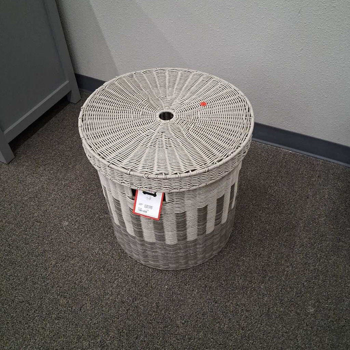 2-tone Laundry Basket w/ Lid