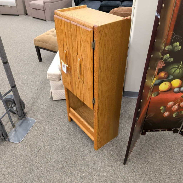 Small Oak Cabinet