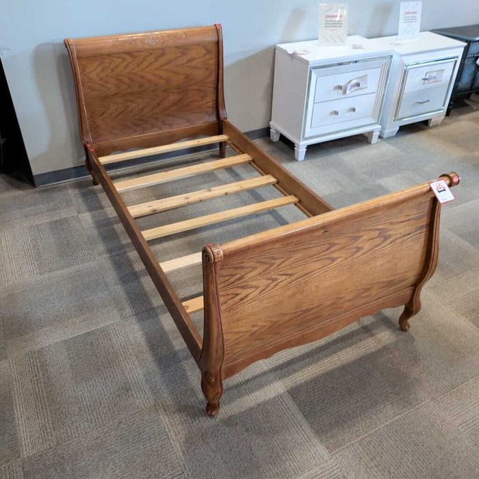 Oak Twin Bed