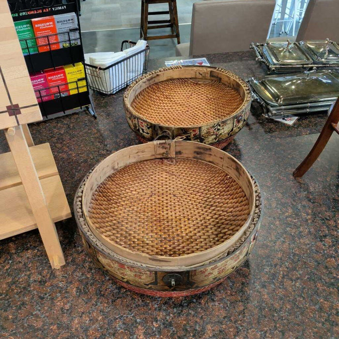 Vintage Chinese Hat Box