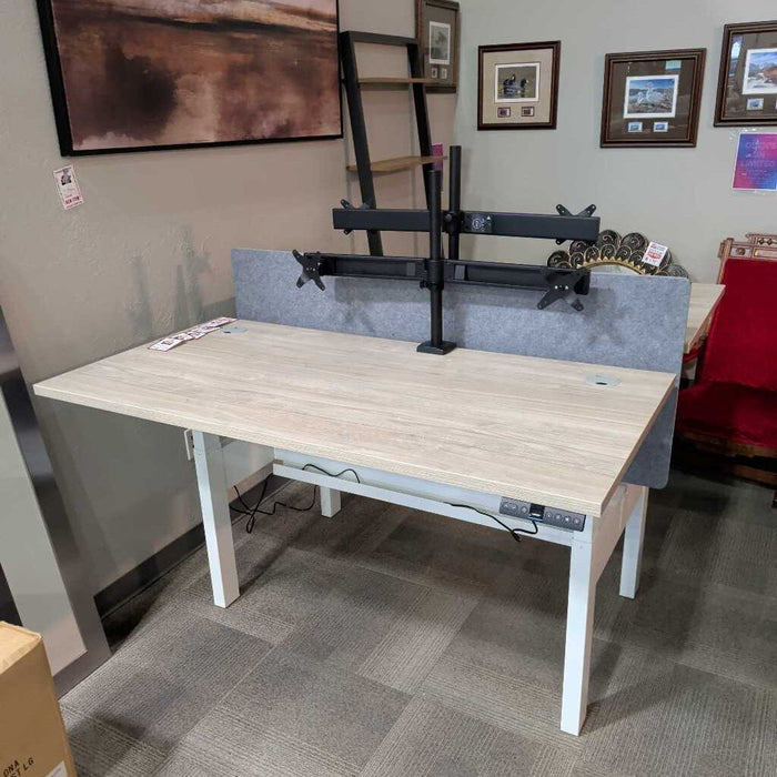 Double Pwr Adjustable Desk