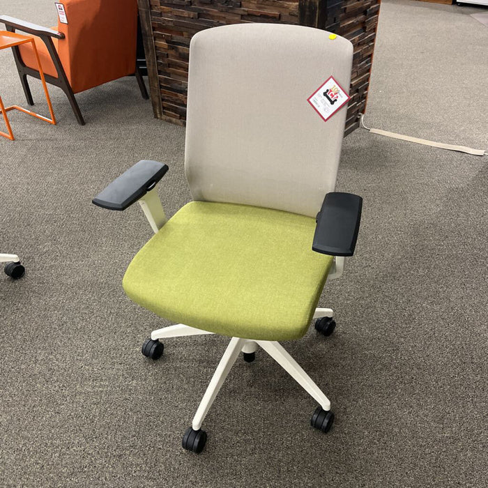 9 to 5 "Neo Comp. Chair