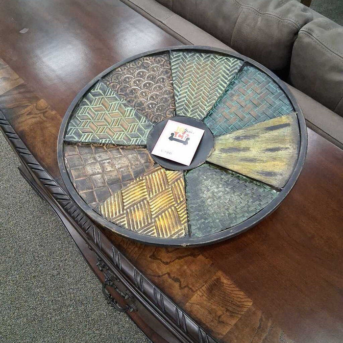 Metal Plate Decor