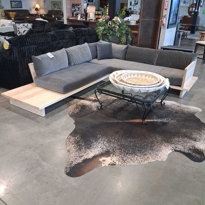 "Muir" Sectional w/ 2 "Chelsea" Ottomans