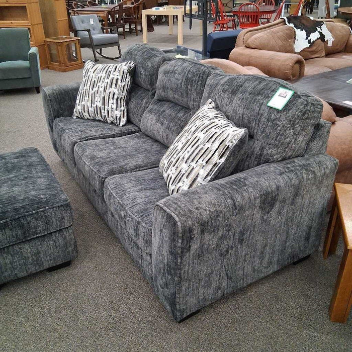 "Lonoke" Sofa