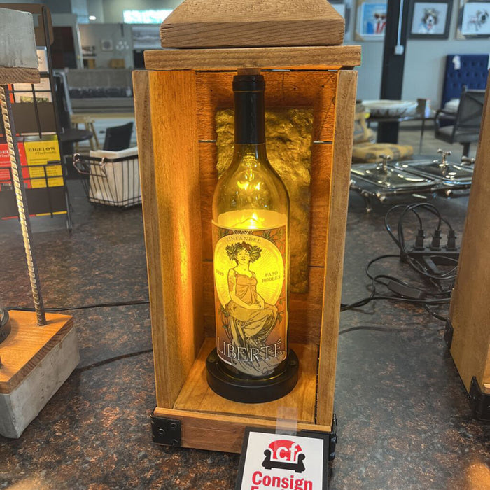 Flip-top Cedar Bottle Lamp