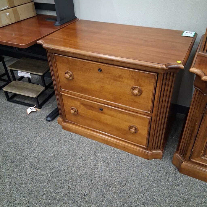 Oak 2 Drawer Lateral File Cabinet