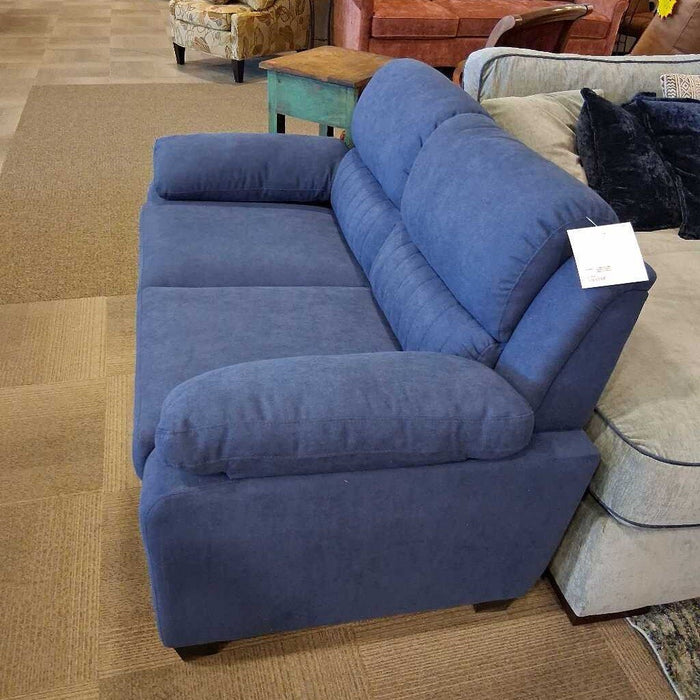 HOB 9333bu-2 Blue Loveseat