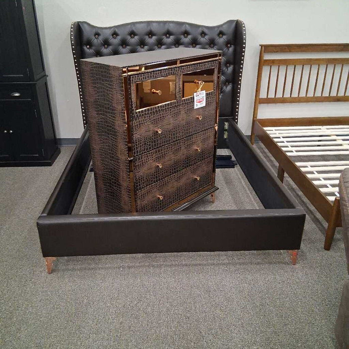 AICO 3pc. Queen Bedroom Set