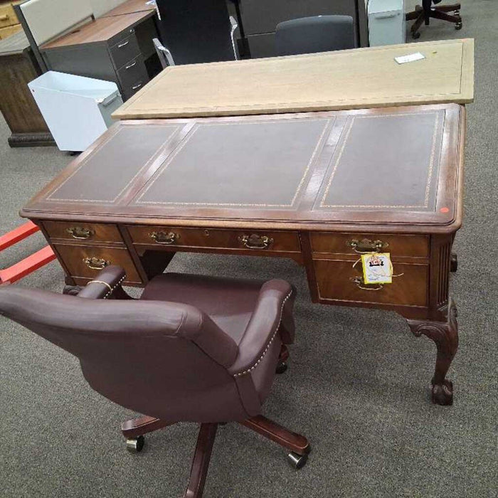 Desk Wood & Claw Foot
