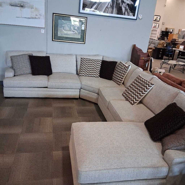 Bernhardt 4pc. Gray Sectional