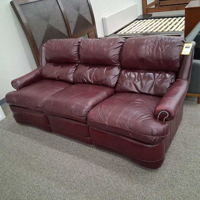 Bradington Young Burgundy Lthr Rec. Sofa