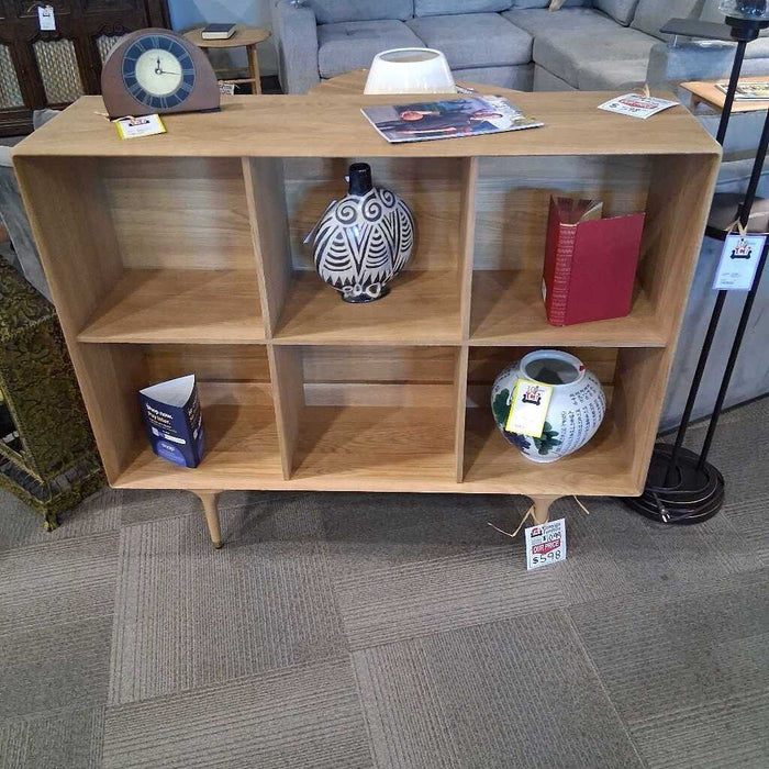 Scan.Des. "Hendrick" MCM Shelf