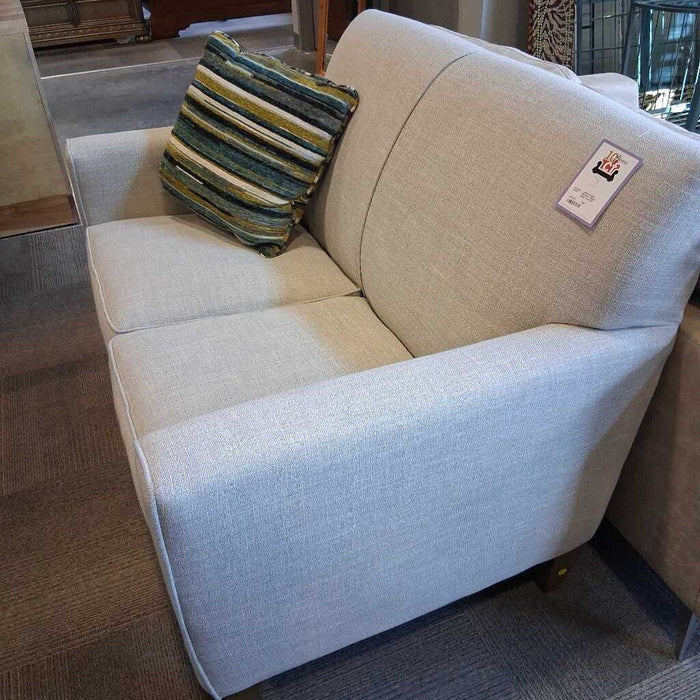 Flexsteel "Digby" Beige Loveseat