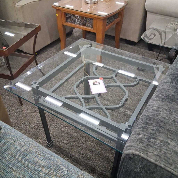 Cast Aluminum End Table w/ Glass