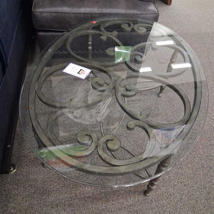 Oval glass top coffee tbl w/metal frame
