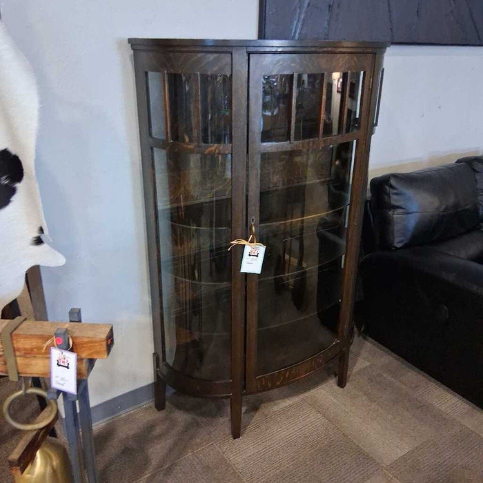 Vintage Curved Curio W Key