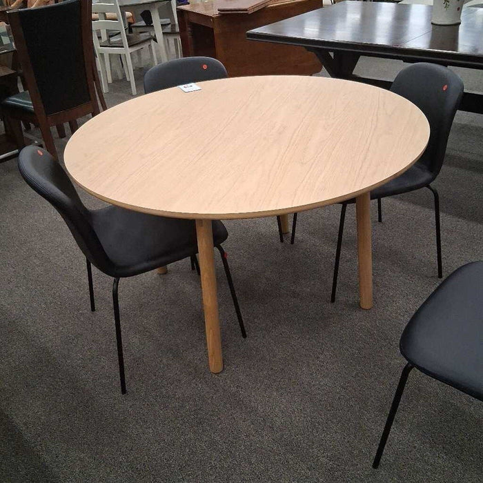 Round Light Wood Dining Table