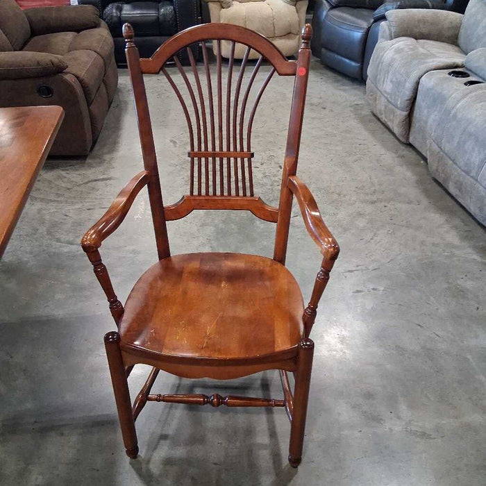 Nichols & Stone Drk Wood Table 2L 6Ch