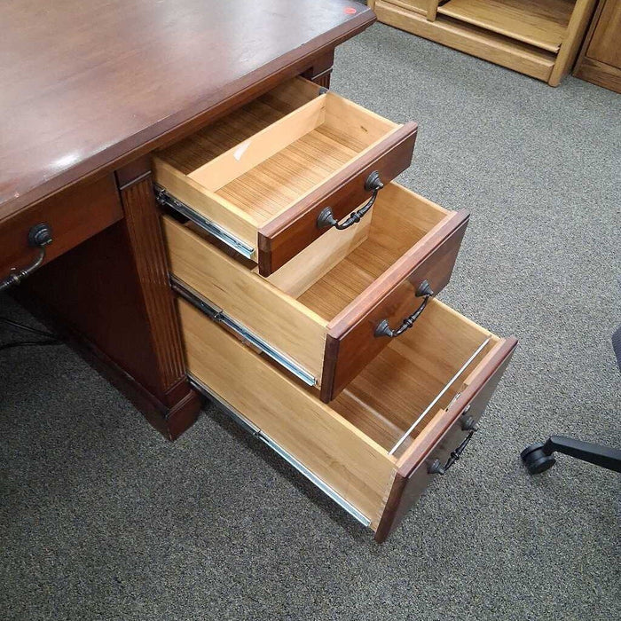 Winners Only Executive Desk