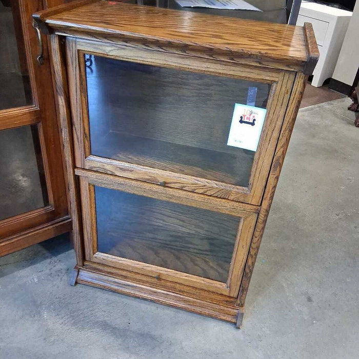 Small 2 Tier Lawyers Library
