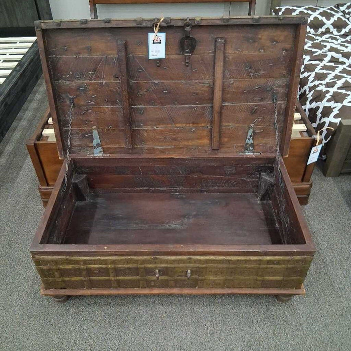Vintage Chest Coffee Table