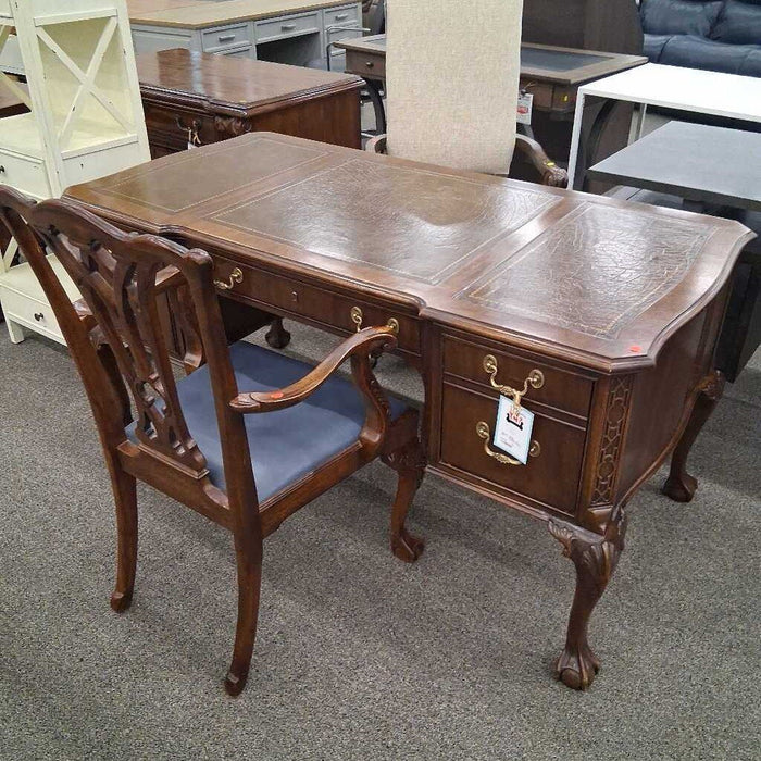 Heritage Leather Top Desk w/ Chair