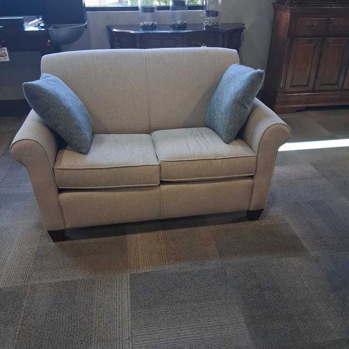 Gray Fabric Flexsteel Loveseat
