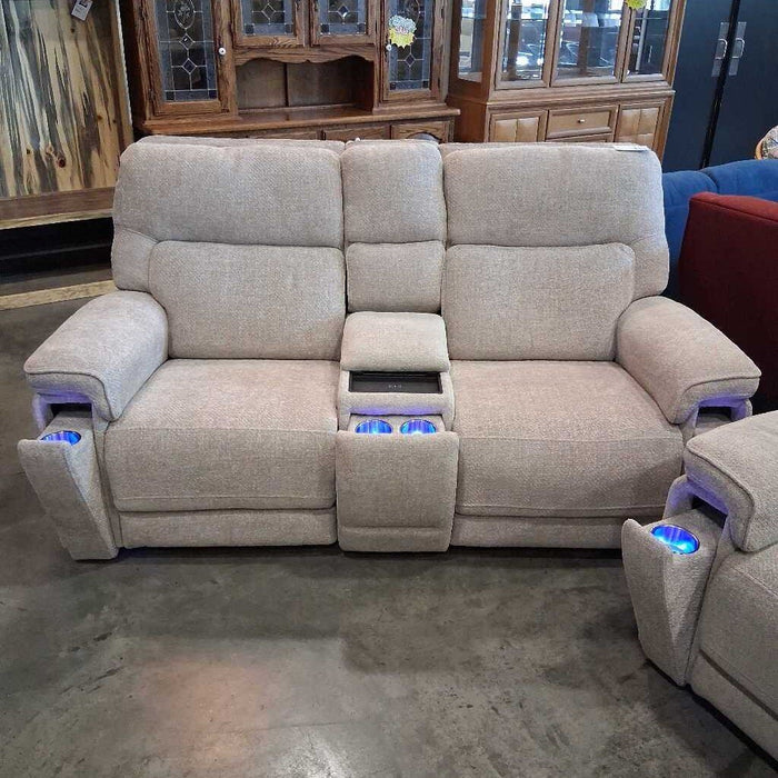 Beige Pwr Rec Loveseat W/ Speaker