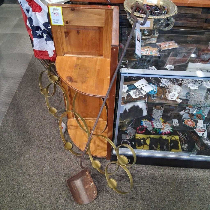 Vintage Shovel