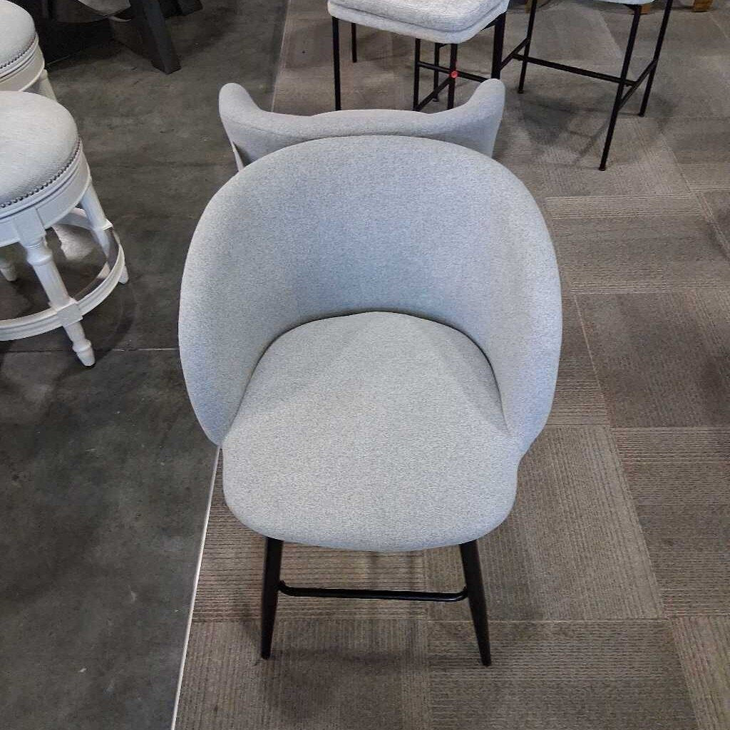 Consignment Furniture