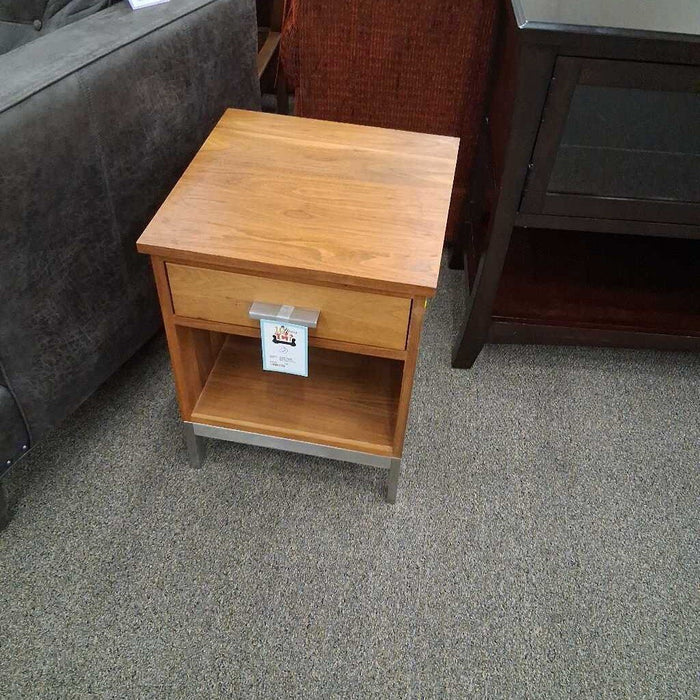 Wood & Metal End Table w/ Dwr