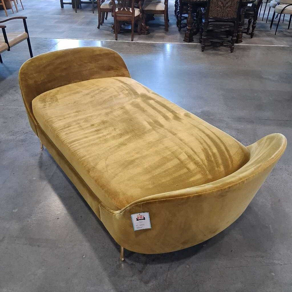 Consignment Furniture