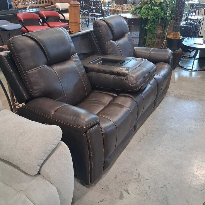 Leather Pwr Sofa w/ Speakers Heat & Mass
