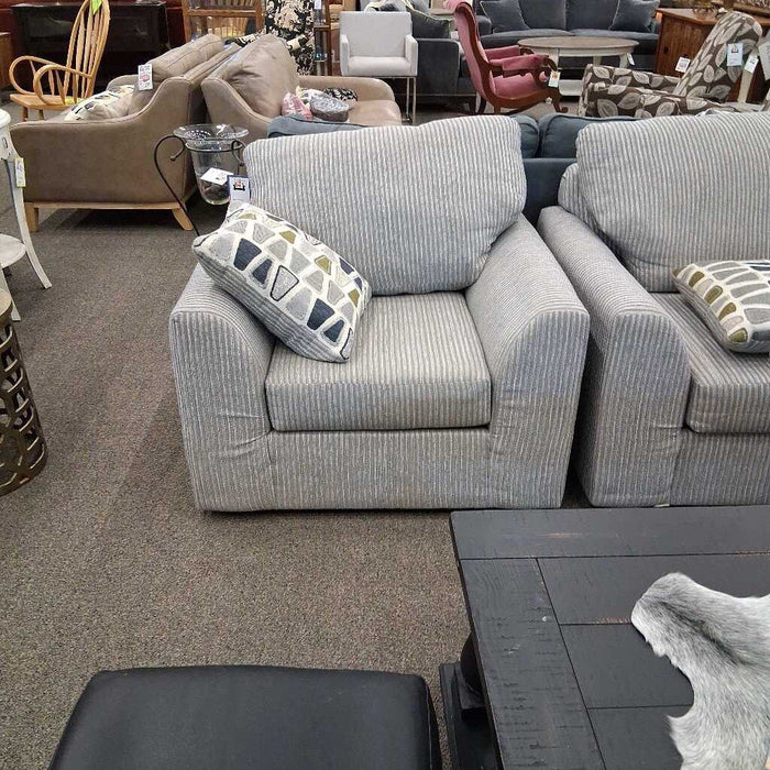 Gray Pattern Accent Chair