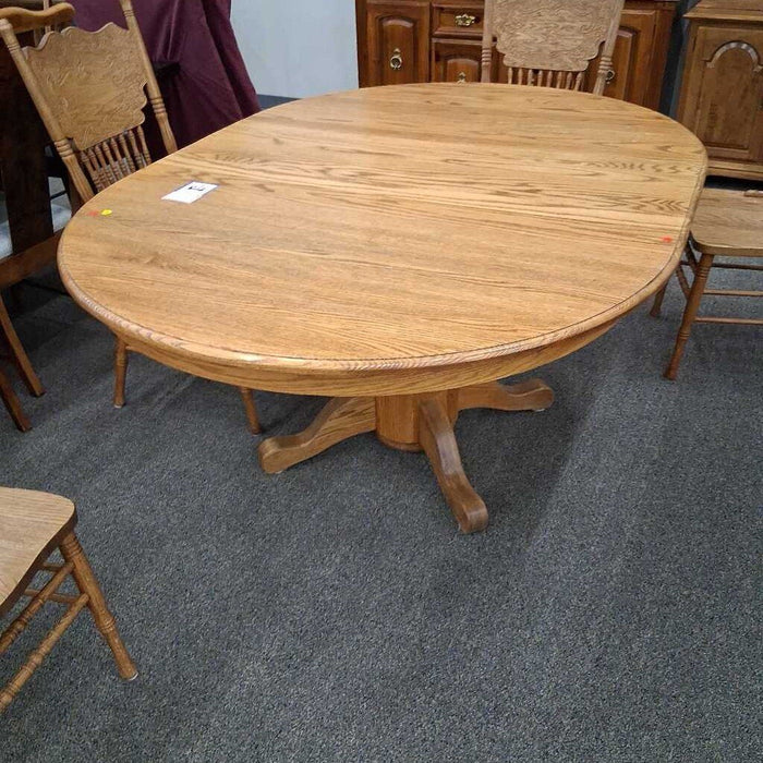 Oak Dining Table w/ 1 Leaf