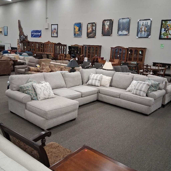 Corinthian Light Gray 3/Pc Sectional